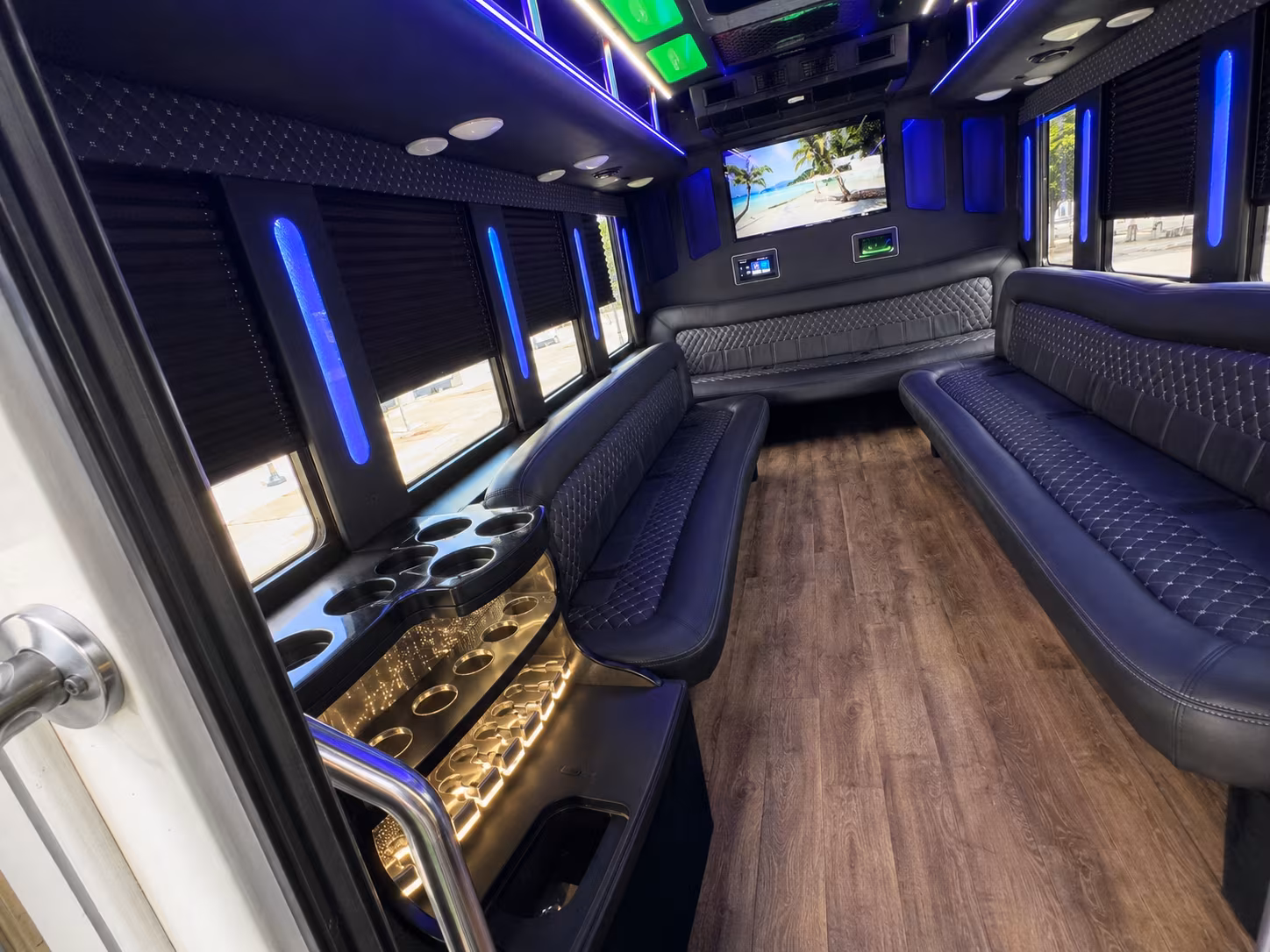 dearborn heights bus rentals