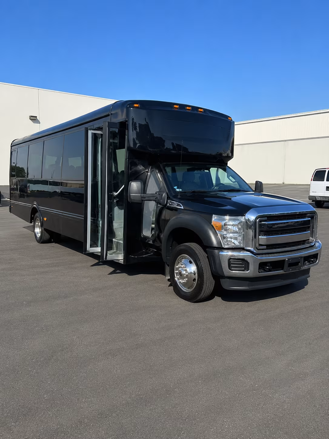 dearborn heights prom party bus rentals in dearborn heights