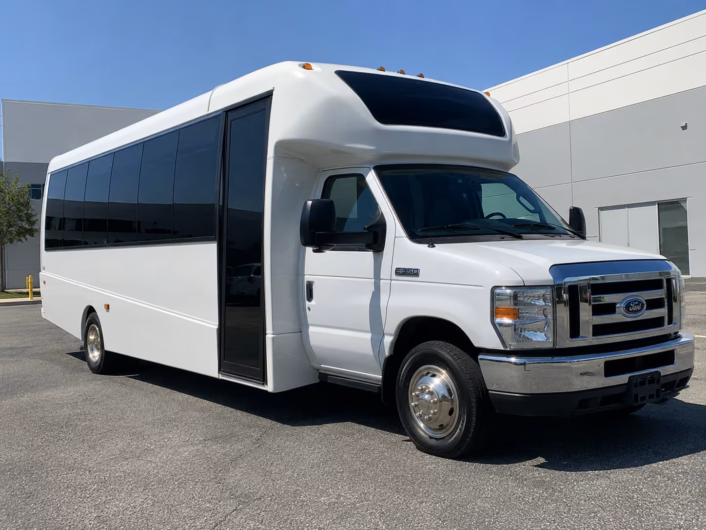 dearborn winery tour bus transportation in dearborn