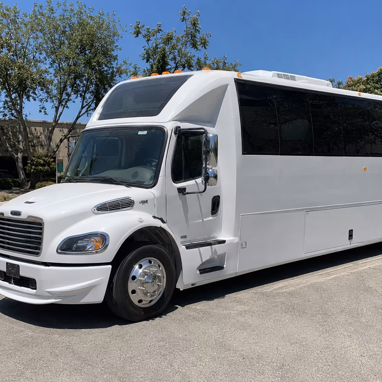 livonia party bus rental 2