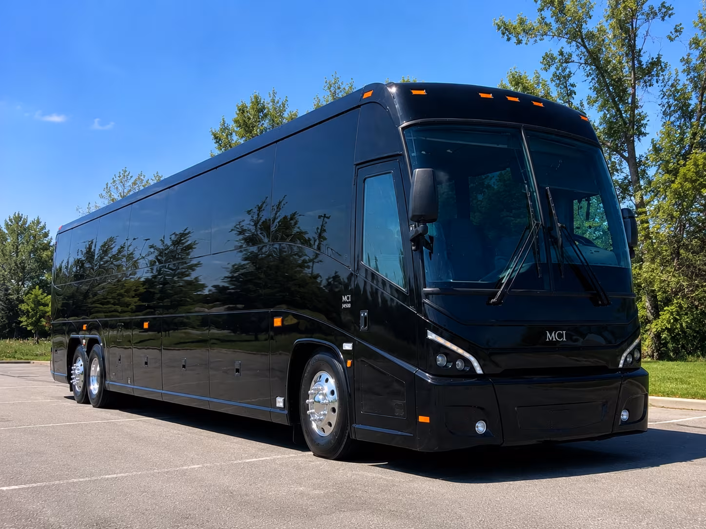 pontiac airport transfer charter buses for pontiac groups