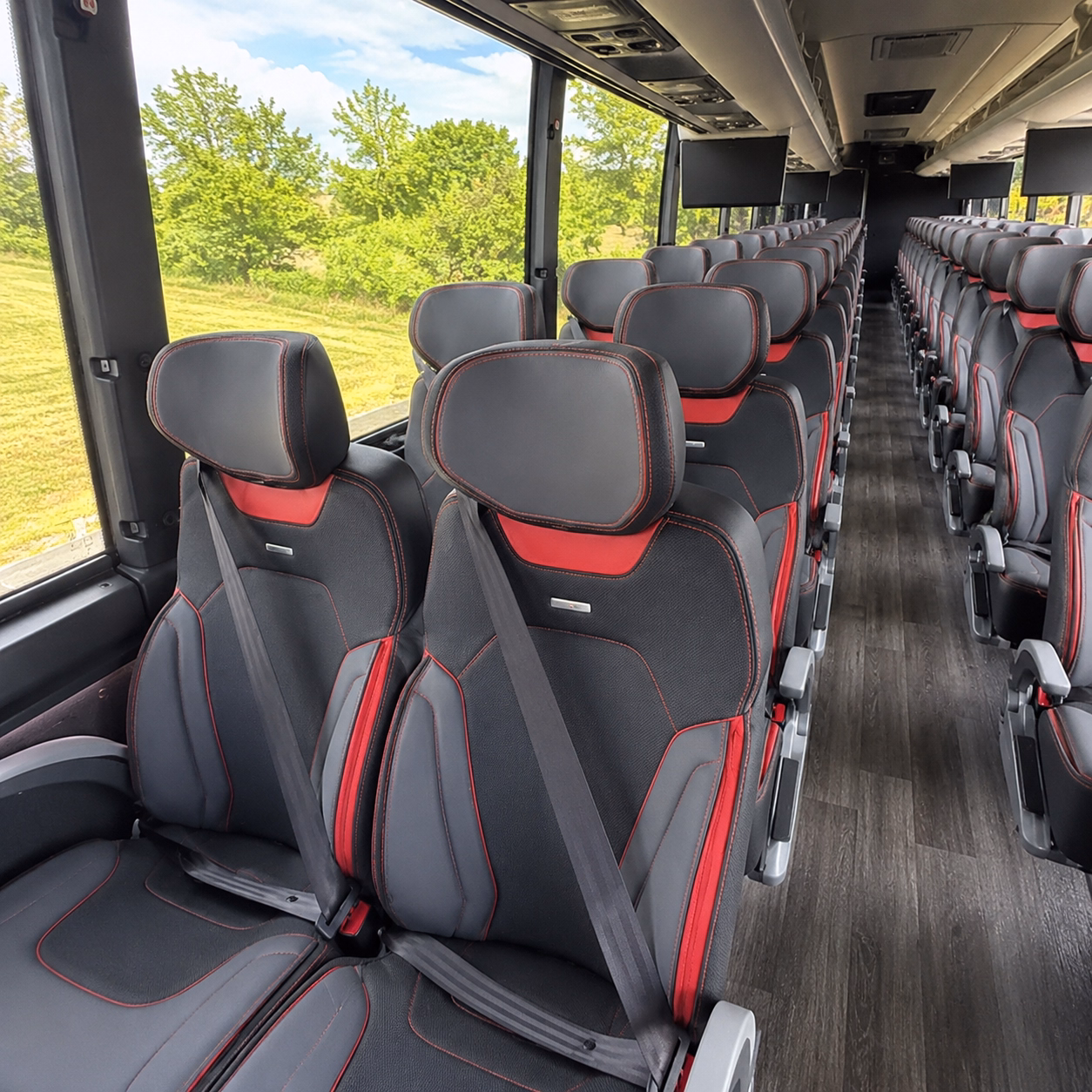 pontiac bring your whole congregation together on one charter bus