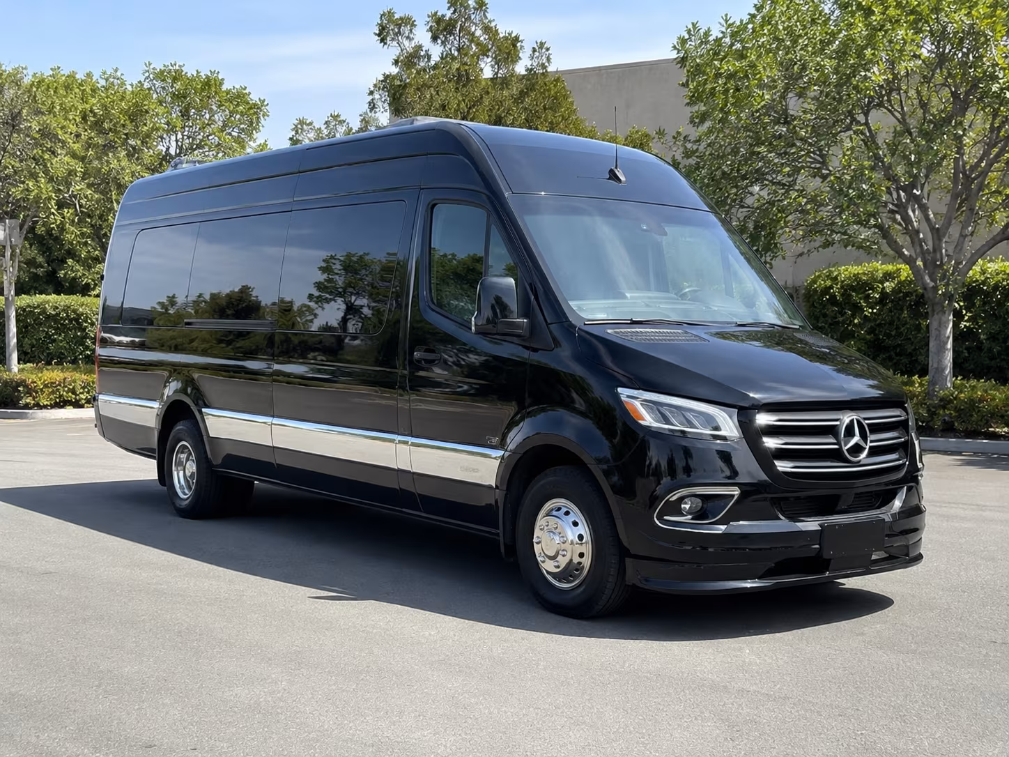 pontiac make every stop more fun with pontiac prom transportation