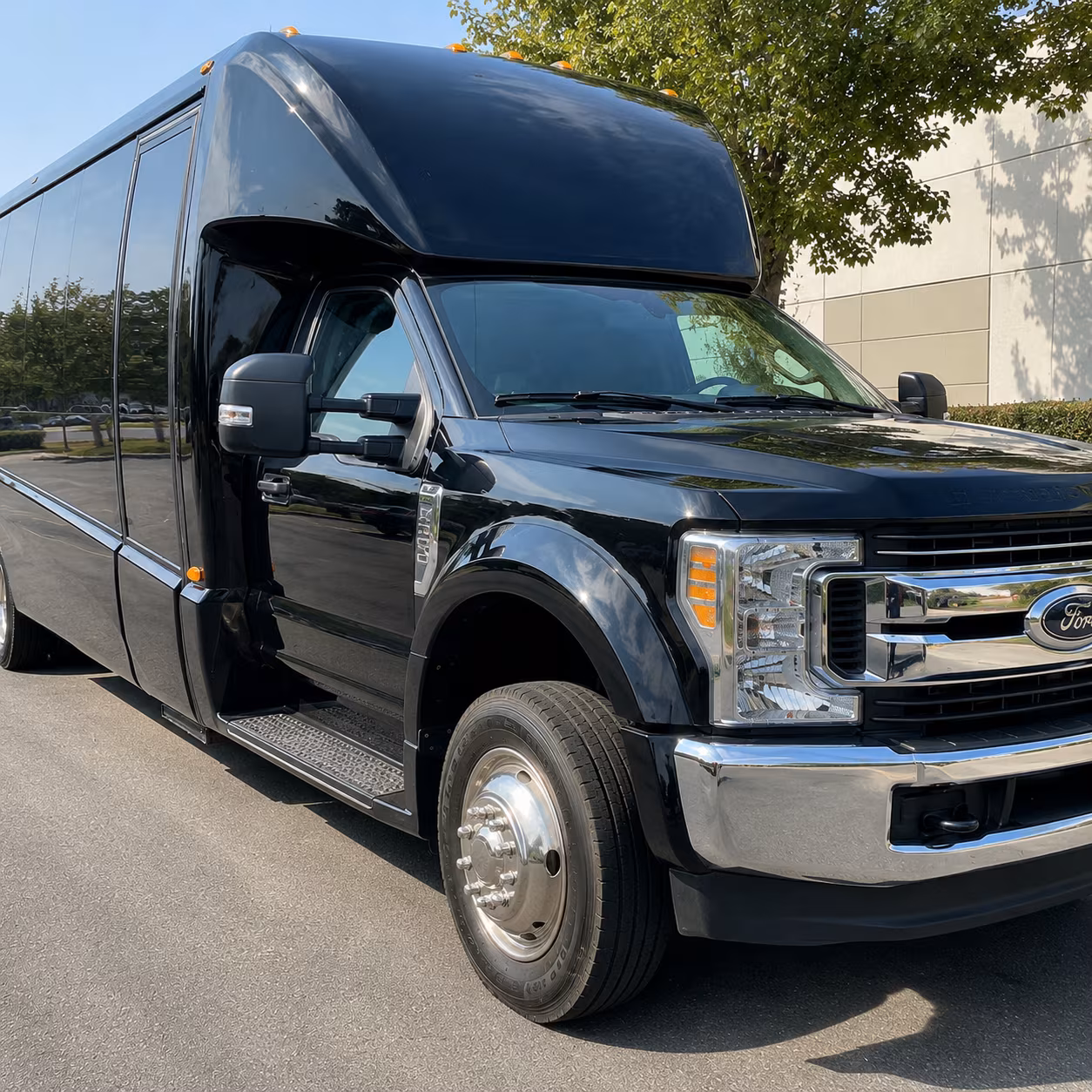 royal oak wedding charter bus rentals for your guests