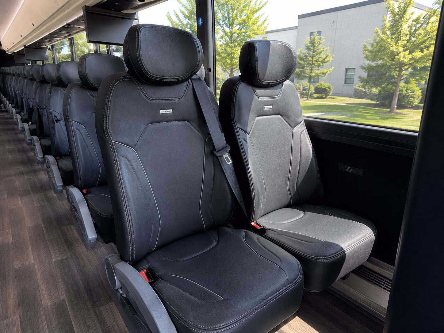 royal oak winery shuttle bus rentals