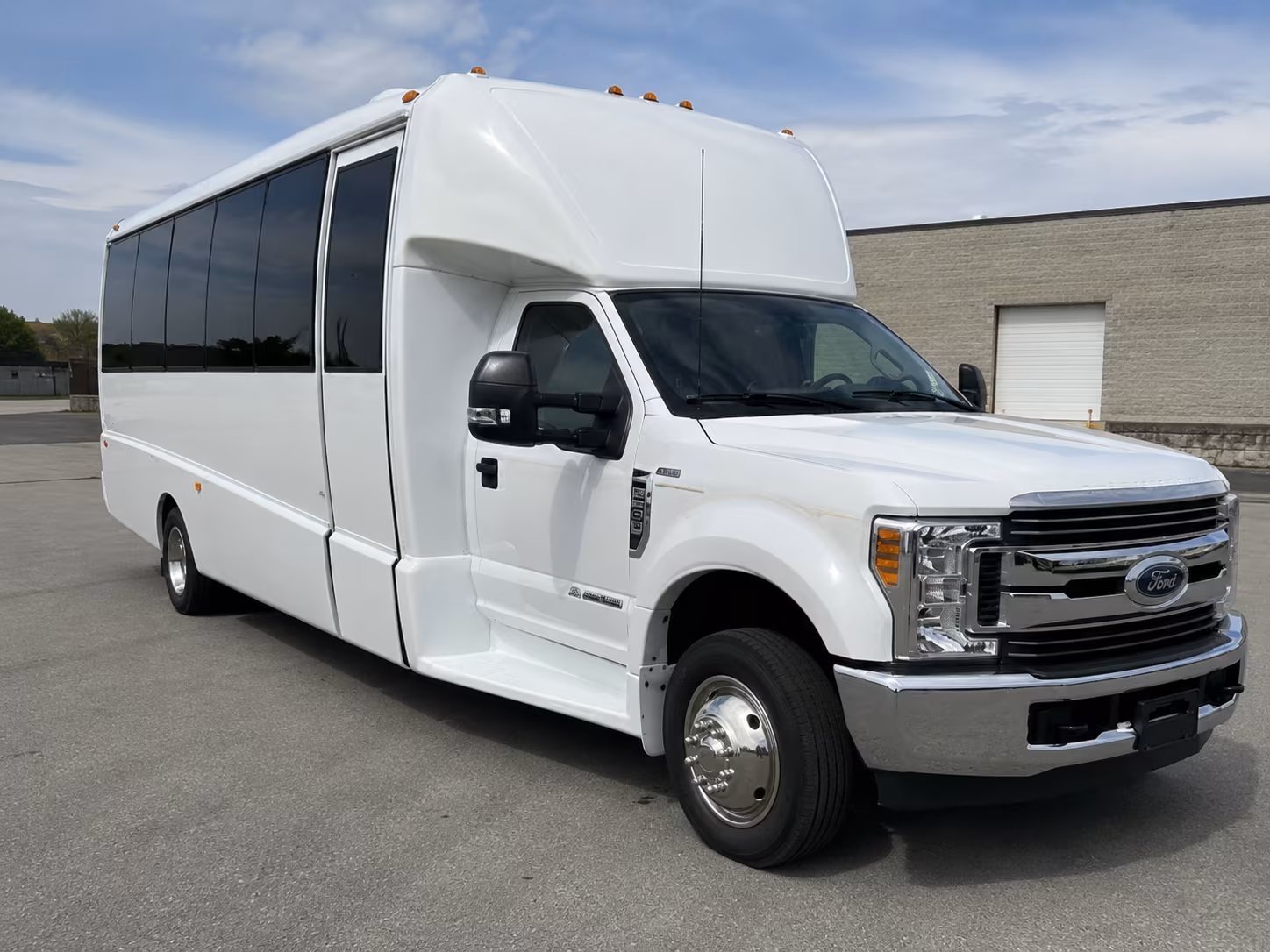 southfield bus rentals