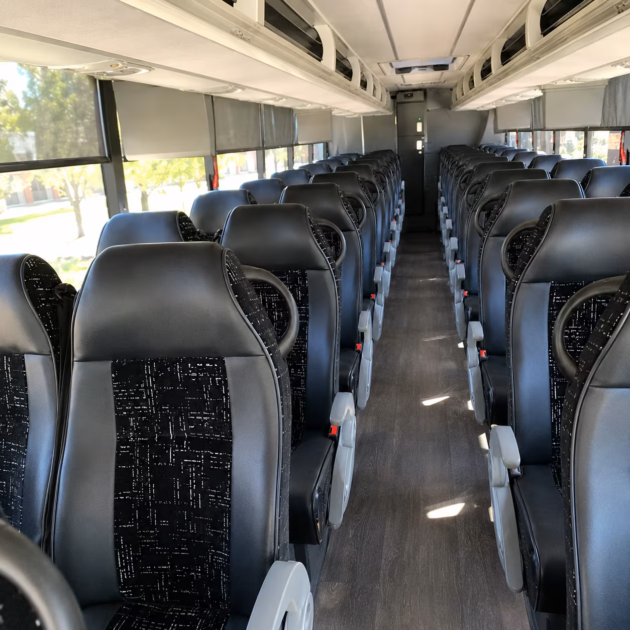southfield employee charter buses for small teams and large workforces