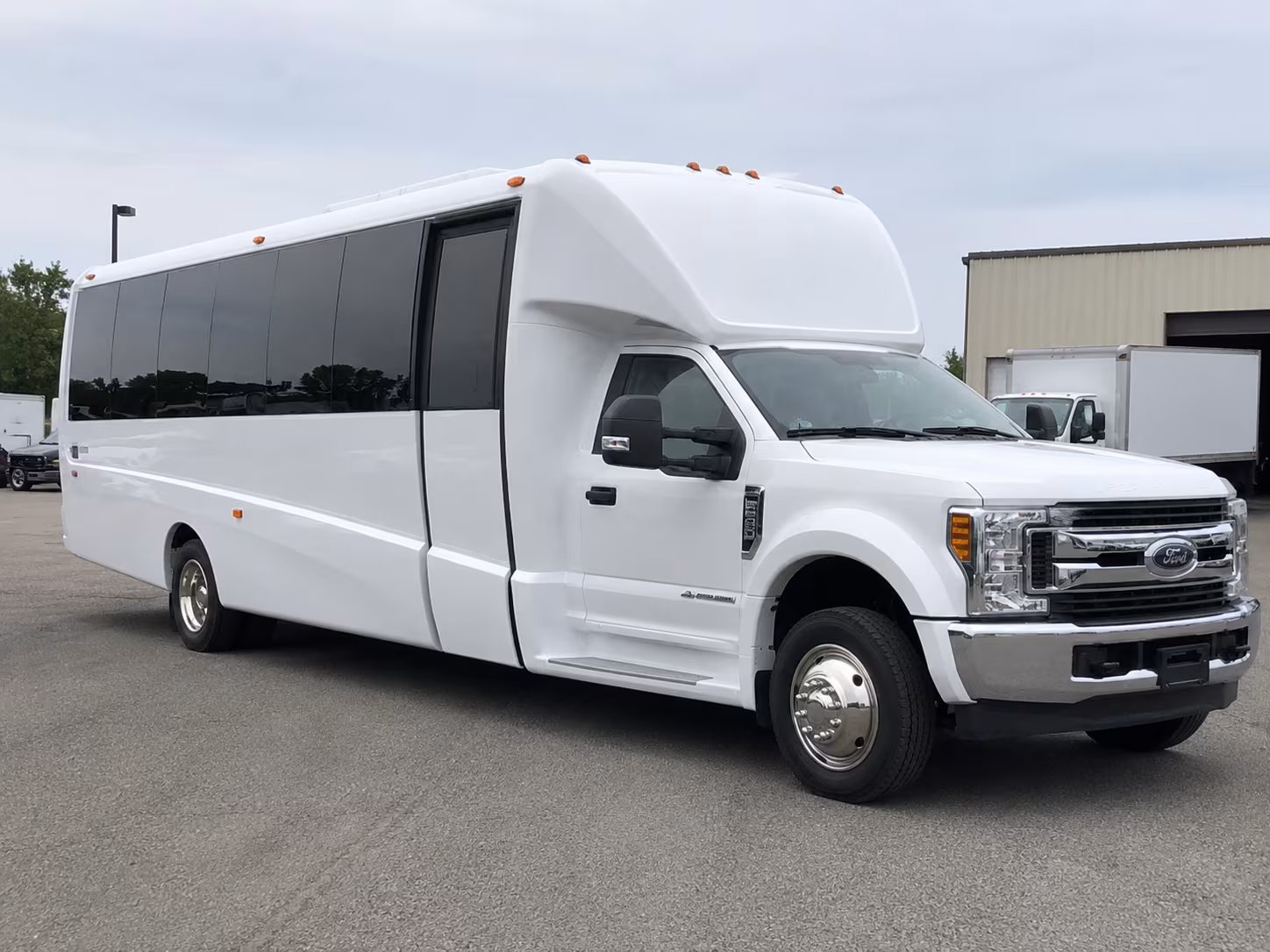 warren bus rentals