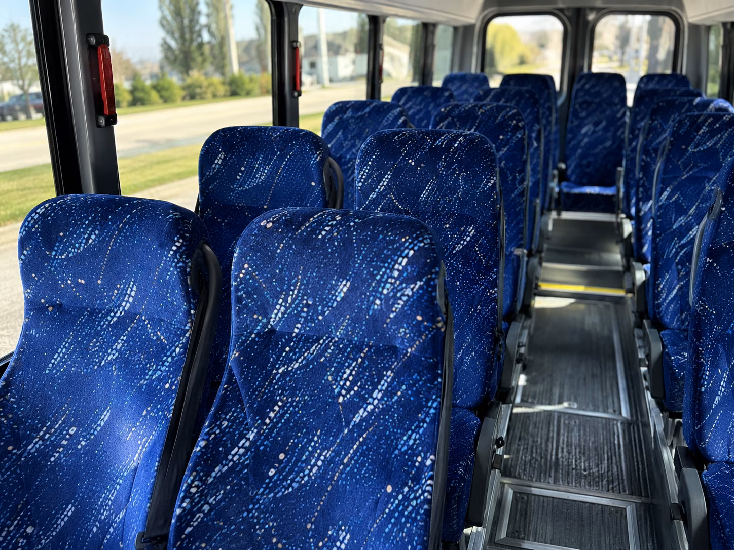 warren easy airport shuttle bus rentals in warren